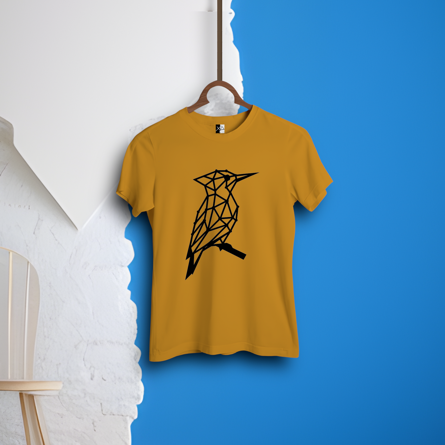 Women’s T-shirt Round Neck Classic: Woodpecker